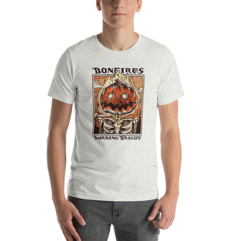 Flammender Halloween-Kürbis: Bonfires burning bright Unisex-T-Shirt