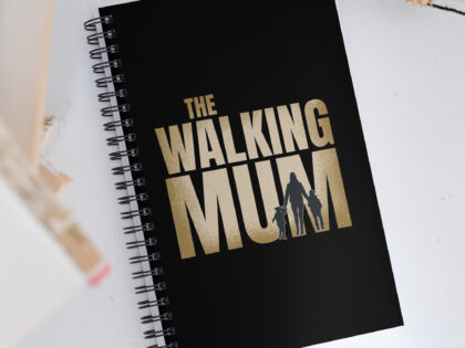 The Walking Mum Spiral-Notizblock – Accessoires – klamottn.de The Walking Mum Spiral-Notizblock – Accessoires – klamottn.de
