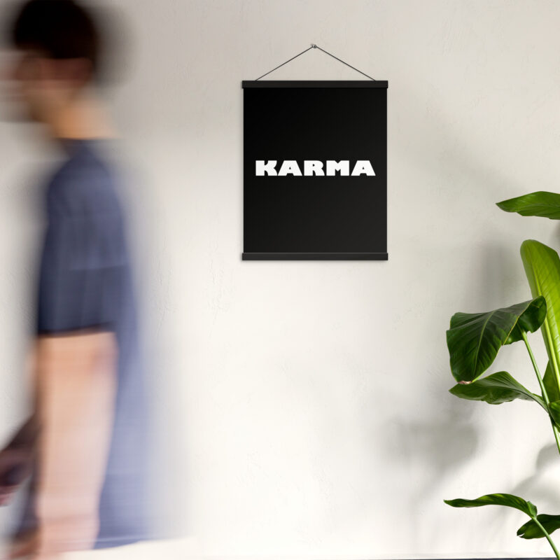 Karma Poster mit Aufhängern