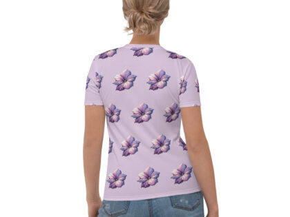 Pixel-Art Blumenillustration in lila Pastellfarben Allover-Damen-T-Shirt – T-Shirts – klamottn.de Pixel-Art Blumenillustration in lila Pastellfarben Allover-Damen-T-Shirt – T-Shirts – klamottn.de