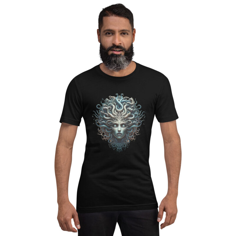 Medusa-Kopf mit lebensechten Schlangen Unisex-T-Shirt