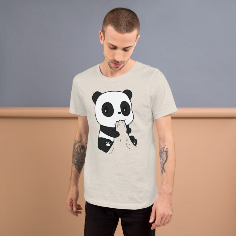 Naschender Panda Unisex-T-Shirt – T-Shirts – klamottn.de