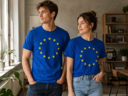EU Europa Flagge Fahne Europäische Union Ring Sterne Unisex-T-Shirt – T-Shirts – Klamottn™