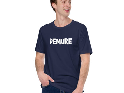 Demure Unisex-T-Shirt – T-Shirts – klamottn.de Demure Unisex-T-Shirt – T-Shirts – klamottn.de