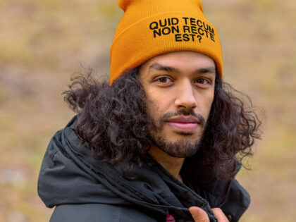 Quid Tecum Non recte est? Beanie – Accessoires – klamottn.de Quid Tecum Non recte est? Beanie – Accessoires – klamottn.de
