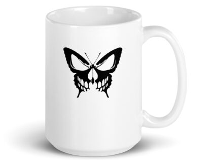 Weiße, glänzende Schmetterling Schädel Tasse – Home & Living – klamottn.de Weiße, glänzende Schmetterling Schädel Tasse – Home & Living – klamottn.de
