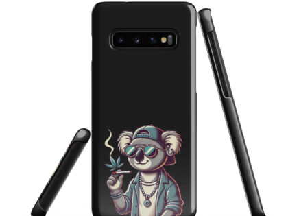 Entspannter Koala mit Joint Snapcase Samsung®-Hülle – Accessoires – klamottn.de Entspannter Koala mit Joint Snapcase Samsung®-Hülle – Accessoires – klamottn.de