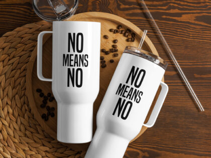 No means No Reisebecher mit Griff – Accessoires – klamottn.de No means No Reisebecher mit Griff – Accessoires – klamottn.de