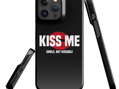 Kiss Me – Single, but Kissable Snapcase iPhone®-Hülle – Accessoires – klamottn.de Kiss Me – Single, but Kissable Snapcase iPhone®-Hülle – Accessoires – klamottn.de
