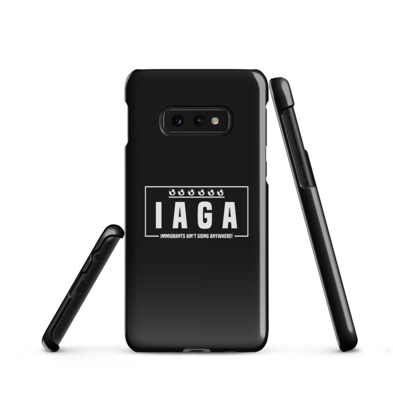 IAGA – Immigrants Ain’t Going Anywhere Snapcase Samsung®-Hülle – Accessoires – klamottn.de