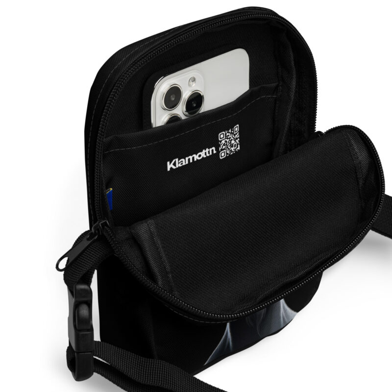 Dämonische Präsenz Umhängetasche – Accessoires – klamottn.de