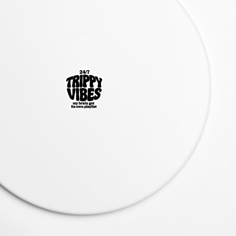 Trippy Vibes – My Brain Got Its Own Playlist Magnet – Home & Living – klamottn.de