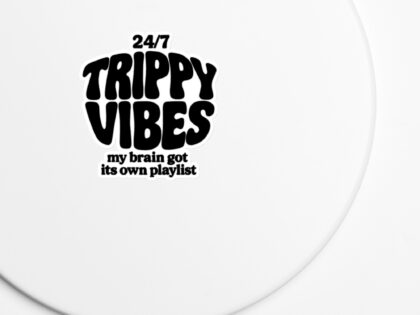 Trippy Vibes – Reality? Never heard of her Magnet – Home & Living – klamottn.de Trippy Vibes – Reality? Never heard of her Magnet – Home & Living – klamottn.de