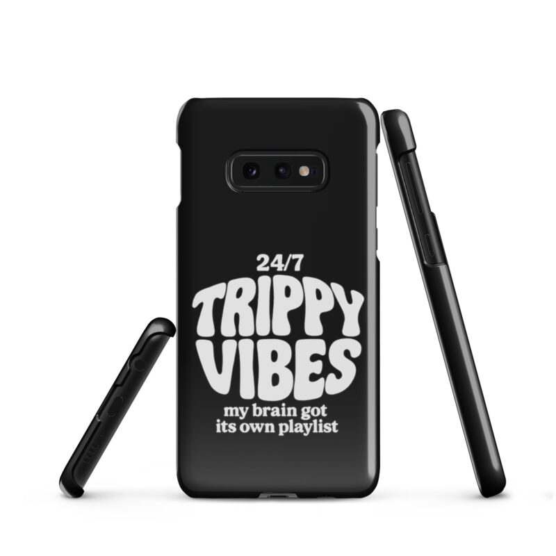 Trippy Vibes – My Brain Got Its Own Playlist Snapcase Samsung®-Hülle – Accessoires – klamottn.de