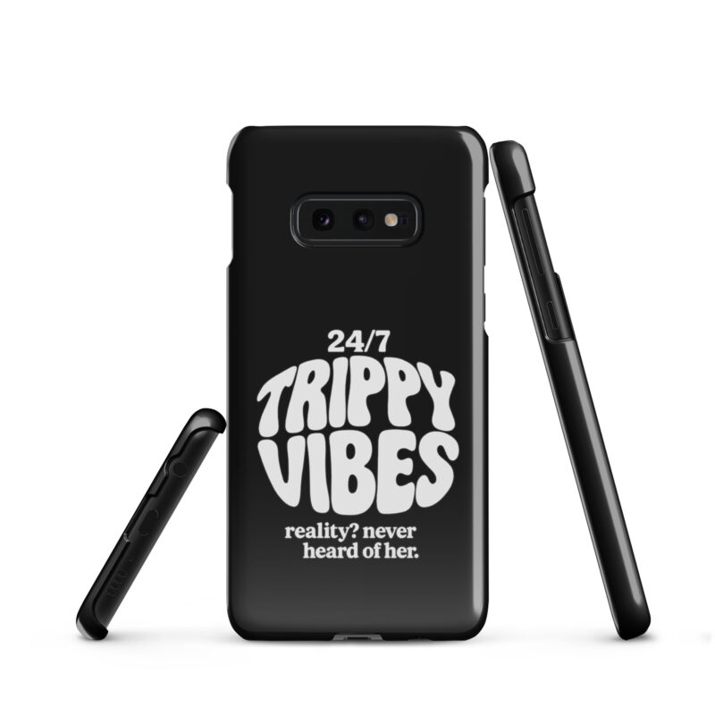 Trippy Vibes – Reality? Never heard of her Snapcase Samsung®-Hülle – Accessoires – klamottn.de