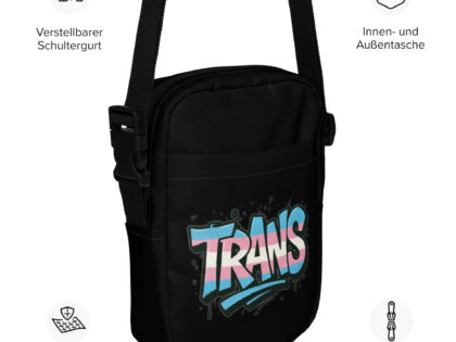Trans Pride Graffiti Umhängetasche – Accessoires – klamottn.de Trans Pride Graffiti Umhängetasche – Accessoires – klamottn.de
