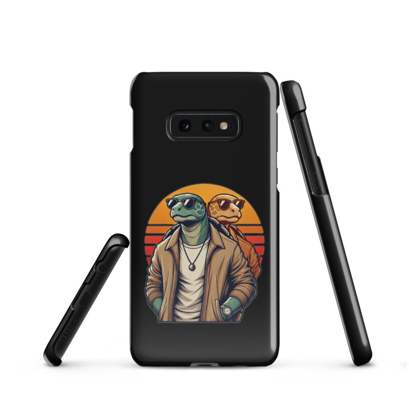 Schildkröten im Retro-Sunset-Style Snapcase Samsung®-Hülle – Accessoires – klamottn.de