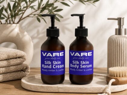 VARE Silk Skin Set – Woody Amber & Leather – Bundles & Sets – Klamottn™