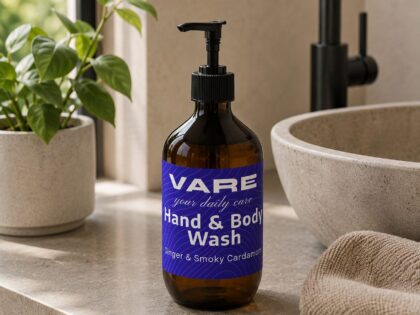 VARE Hand & Body Wash – Ginger & Smoky Cardamom | 490 ml – VARE – Klamottn™