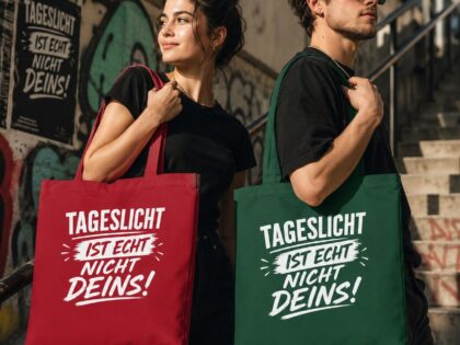Tageslicht ist echt nicht deins Stoffbeutel – Accessoires – Klamottn™ Tageslicht ist echt nicht deins Stoffbeutel – Accessoires – Klamottn™